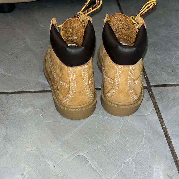 Very gently used Toddler Timberlands - Picture 4 of 6